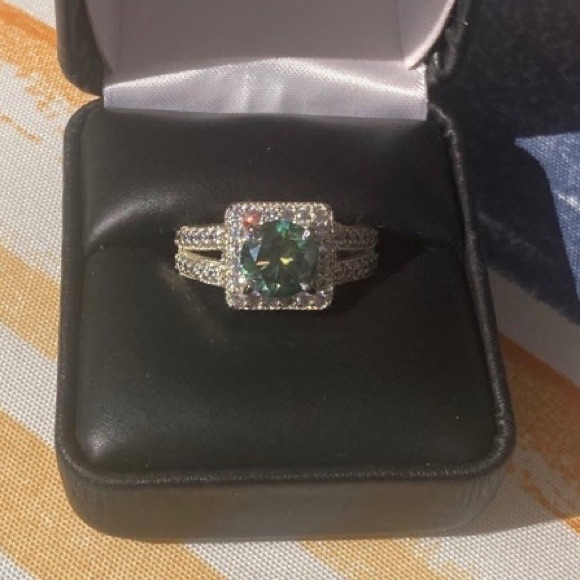 Beautiful 4.29ct Green Blue Diamond Ring Sz 8